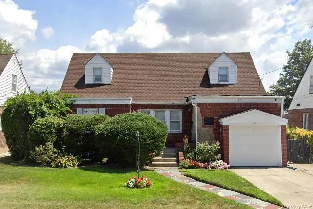 44 Elizabeth Street, Valley Stream, NY 11580 - #1