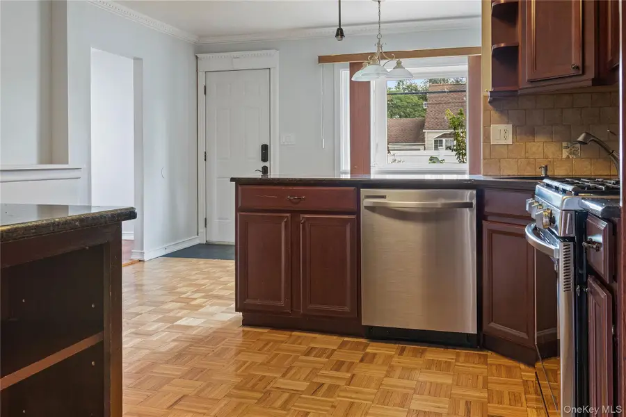 75 Linden Boulevard, Hicksville, NY 11801 - #3