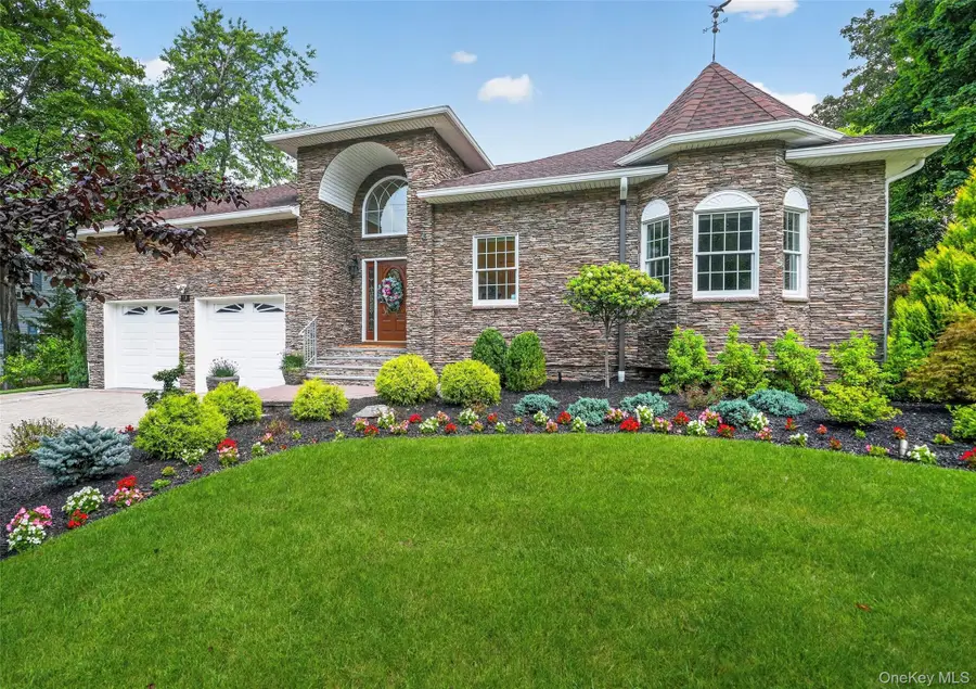13 Spruce Lane, West Nyack, NY 10994 - #2