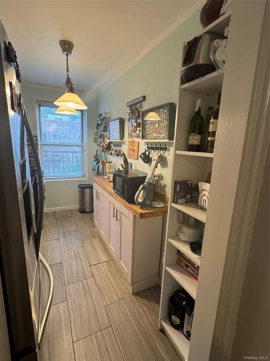 138-35 Jewel Ave. #3D, Flushing, NY 11367 - #3