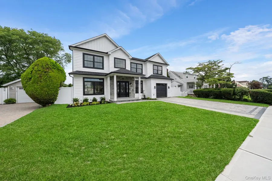 1301 Lakeside Drive, Wantagh, NY 11793 - #2