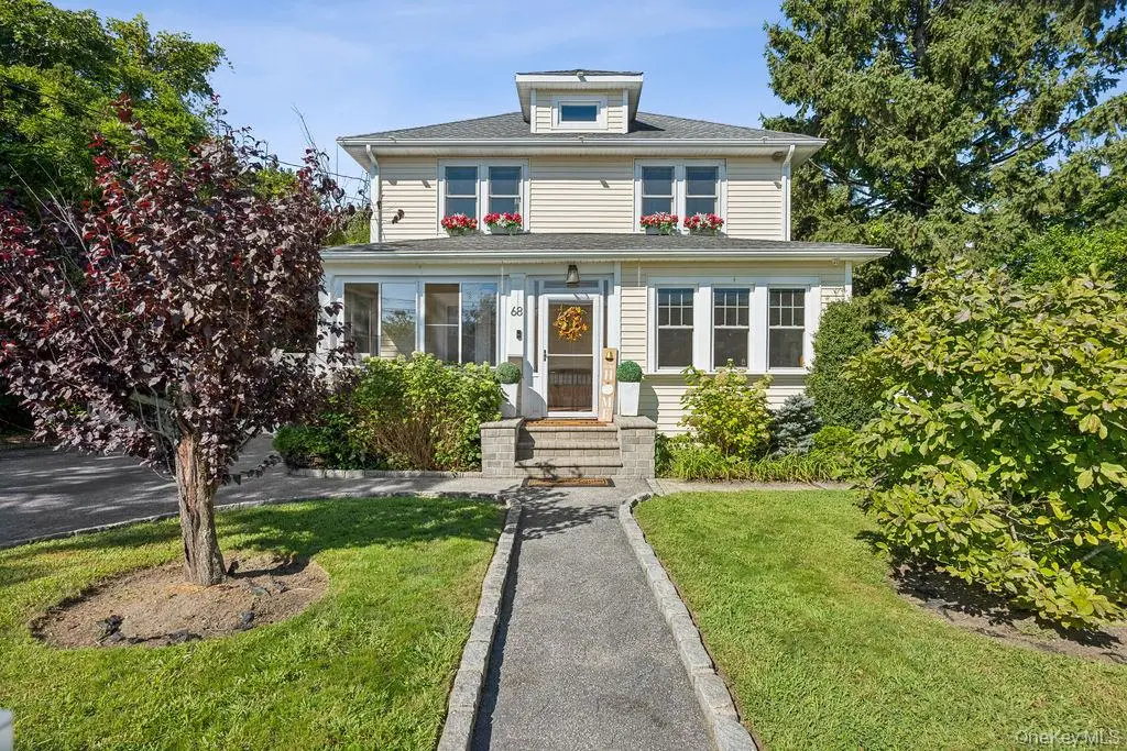 68 Lincoln Avenue, Sayville, NY 11782 - #1