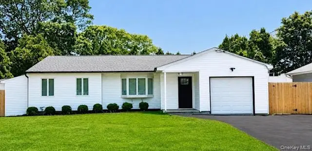 16 Adobe Drive, Shirley, NY 11967 - #2