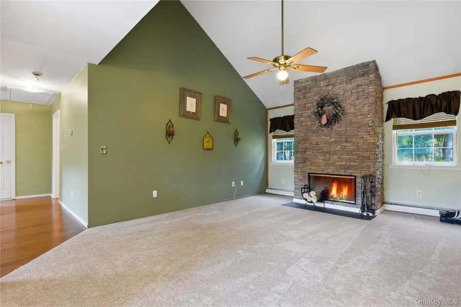 3 Mulligan Drive, Medford, NY 11763 - #3