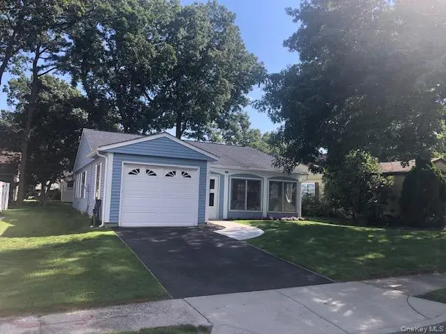 185 Kingston Drive, Ridge, NY 11961 - #1