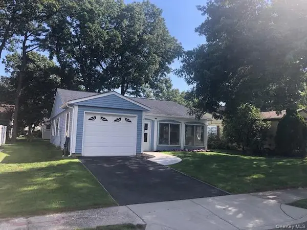 185 Kingston Drive, Ridge, NY 11961