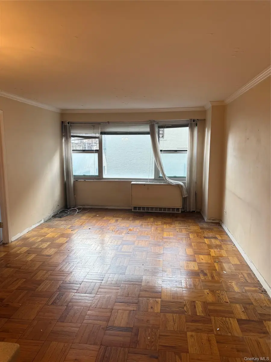 301 E 75th Street #5J, Manhattan, NY 10021 - #3