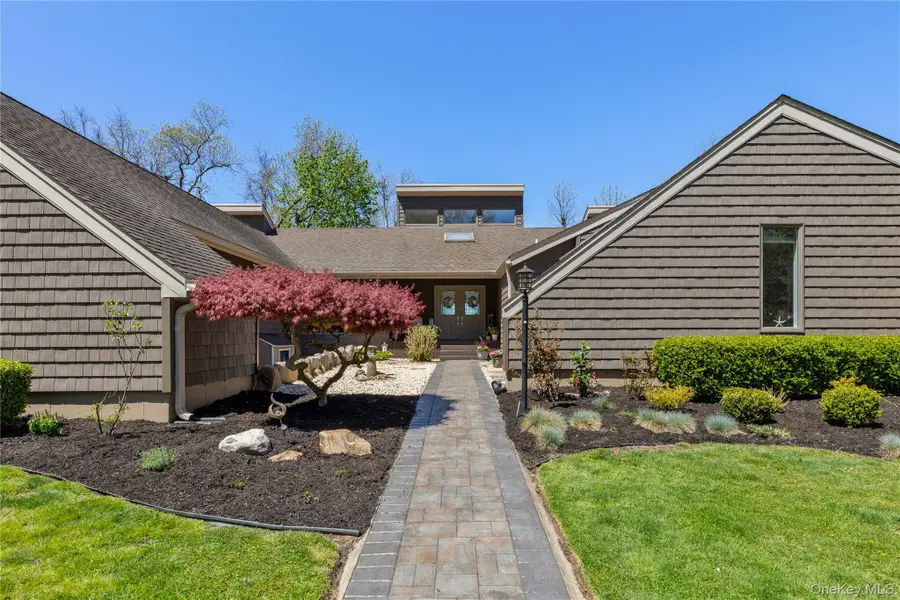 12 Flax Pond Woods Road, East Setauket, NY 11733 - #2