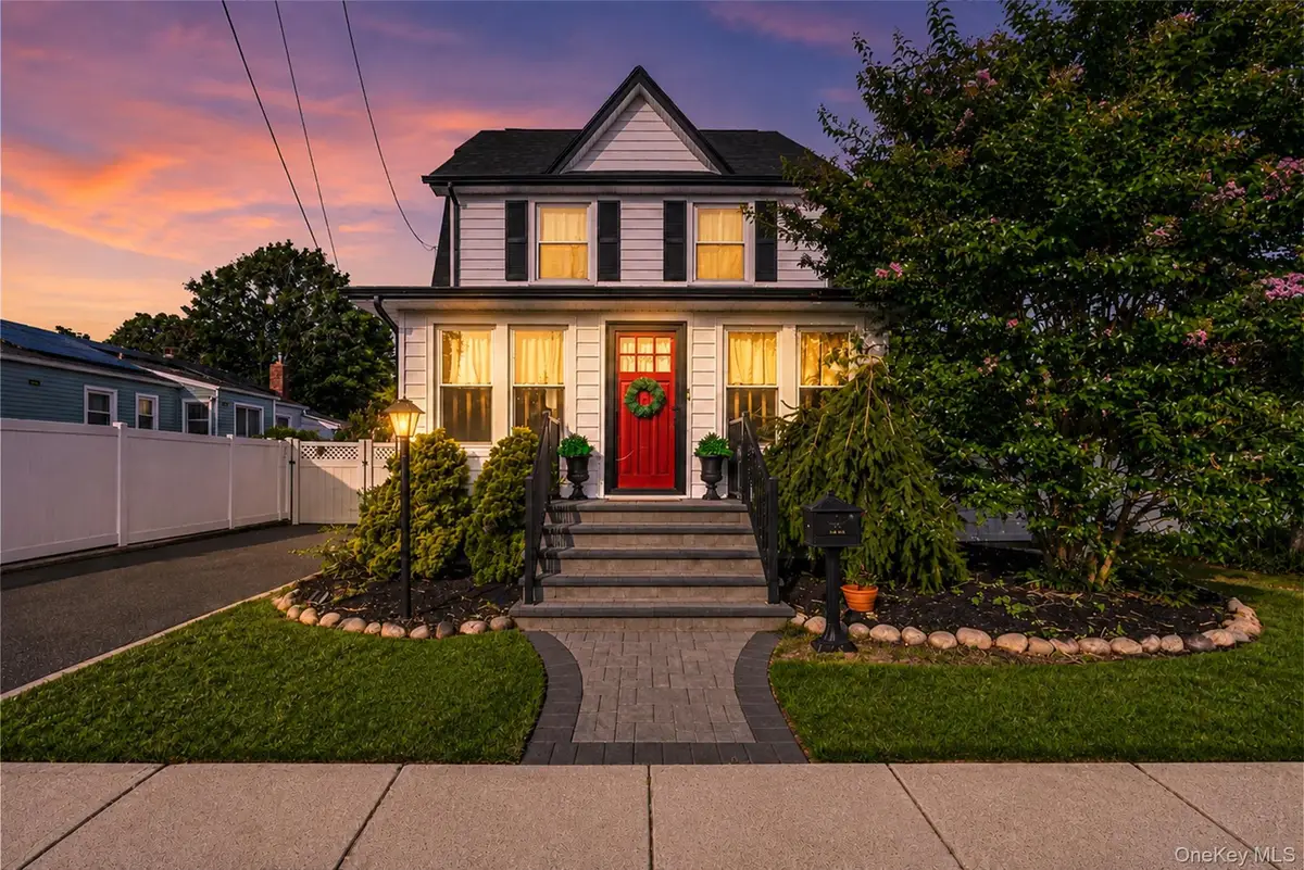 750 Howard Avenue, Copiague, NY 11726 - #1
