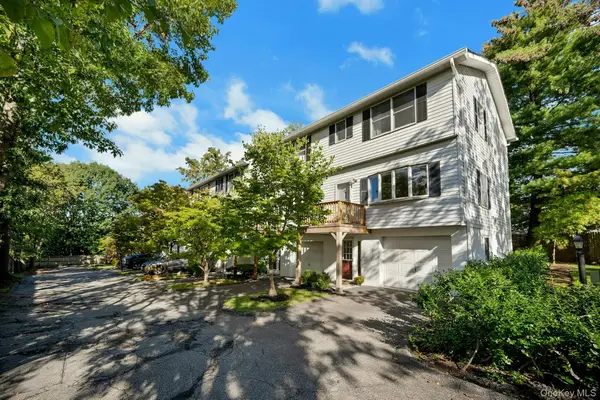 17 Wood Court #A, Tarrytown, NY 10591