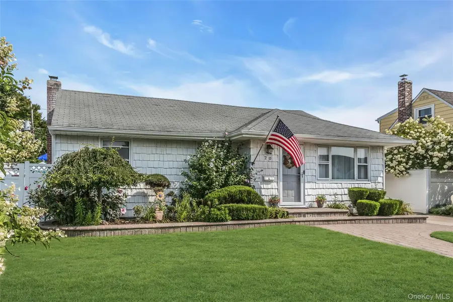 20 Jamaica Avenue, Plainview, NY 11803 - #2