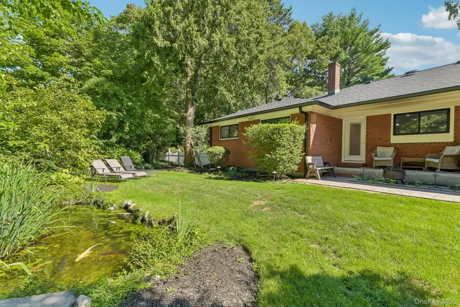 230 Union Avenue, Holbrook, NY 11741 - #3