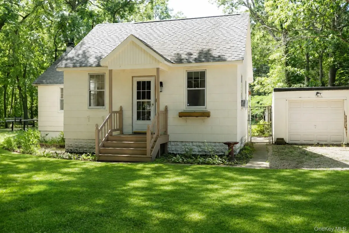 120 Lincoln Road, Medford, NY 11763 - #1