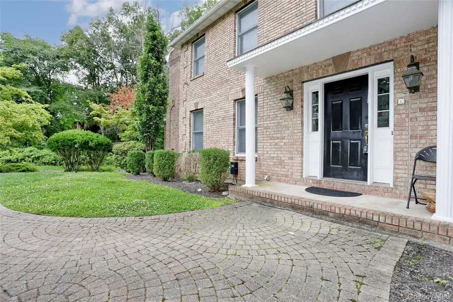 6 Nicole Way, Spring Valley, NY 10977 - #3