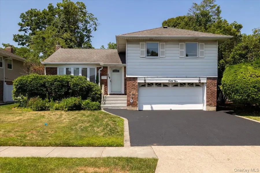 52 Blanche, Plainview, NY 11803 - #2