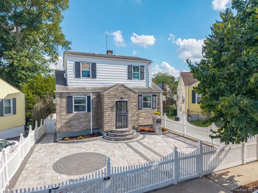 2566 Flint Avenue, Bronx, NY 10475 - #2