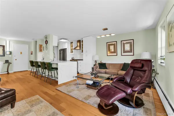 1085 Warburton #210, Yonkers, NY 10701