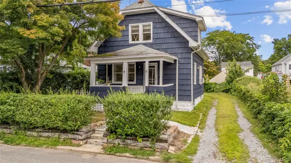 6 Littleworth Lane, Sea Cliff, NY 11579