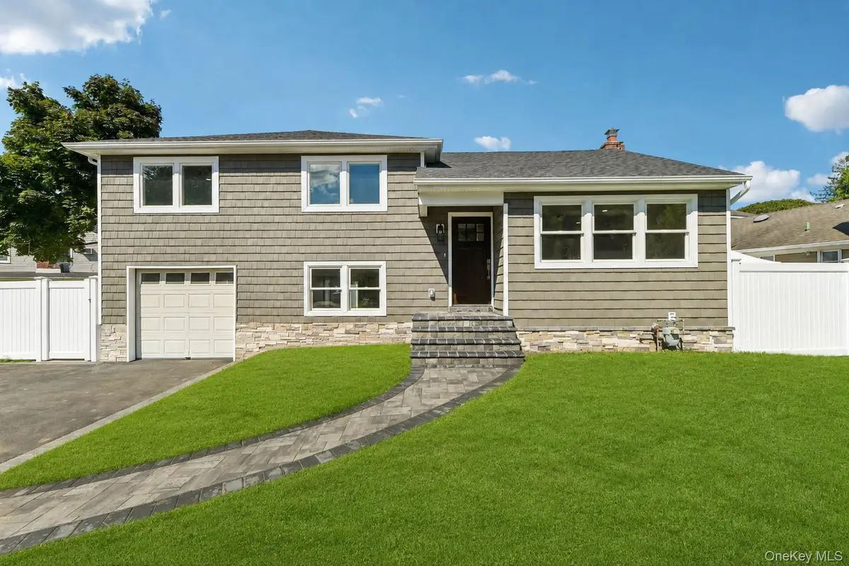 3176 Morgan Drive, Wantagh, NY 11793 - #1