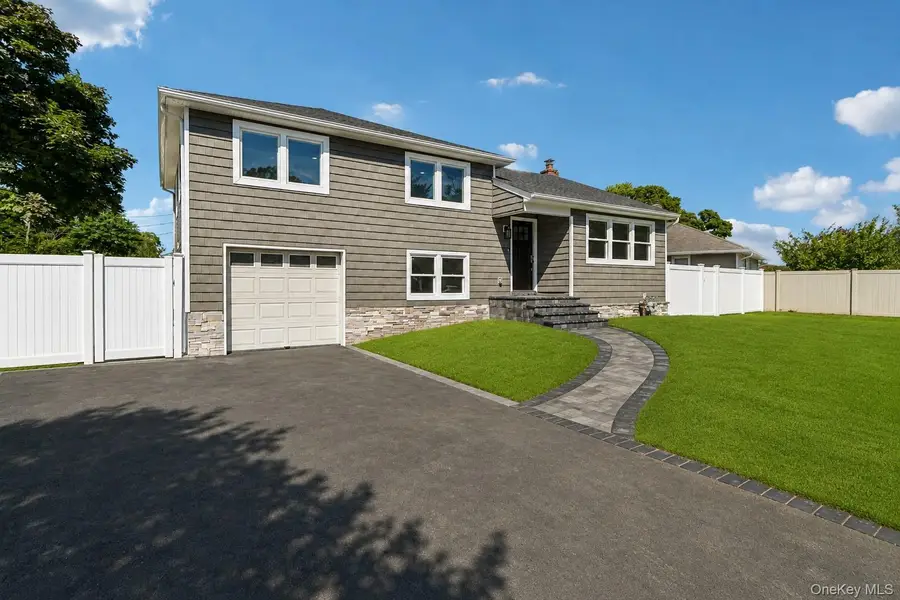 3176 Morgan Drive, Wantagh, NY 11793 - #3