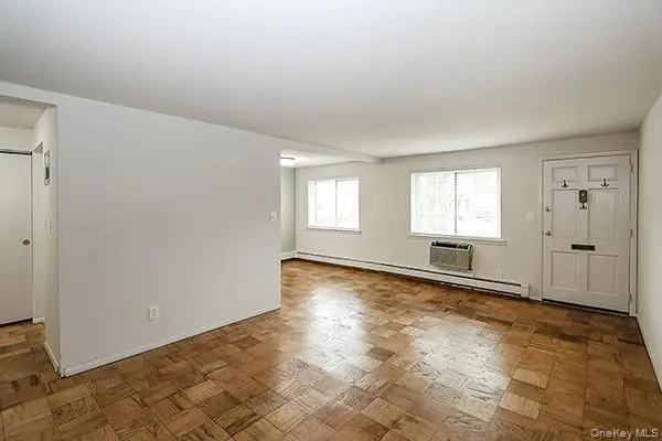 178 Jervis Avenue #178, Farmingdale, NY 11735 - #3