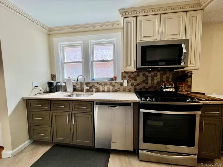 320 Maplegrove Avenue, Uniondale, NY 11553 - #3