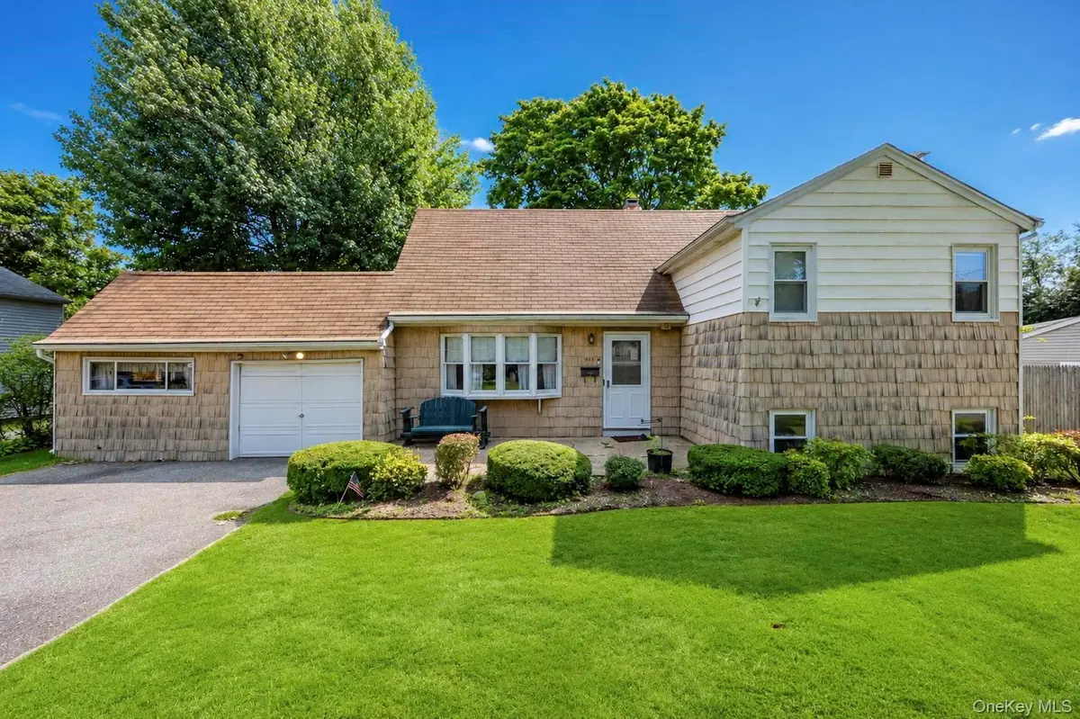1425 Pine Drive, Bay Shore, NY 11706 - #1