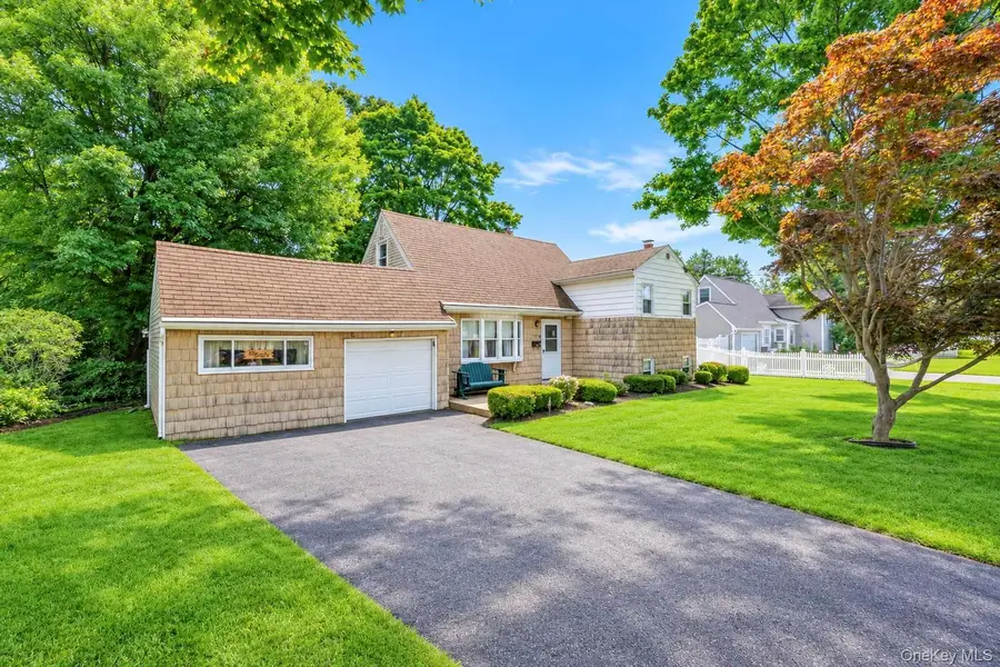 1425 Pine Drive, Bay Shore, NY 11706 - #2