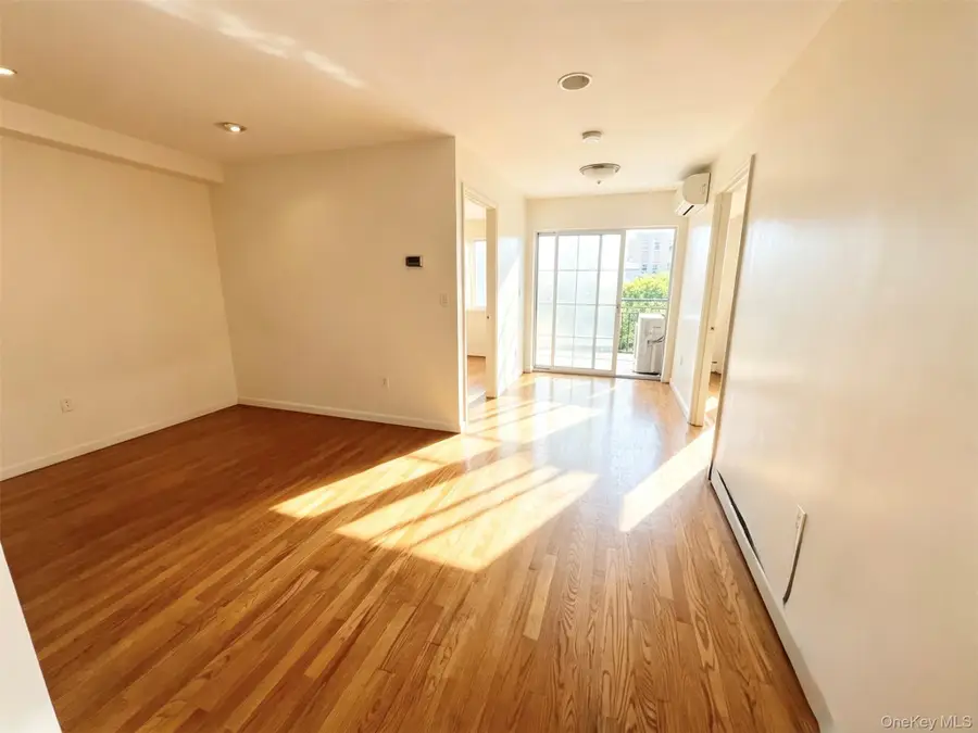 14105 Cherry Avenue #5F, Flushing, NY 11355 - #2