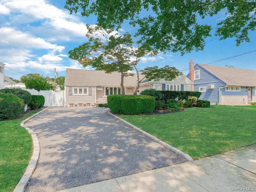 2643 Landman Lane, North Bellmore, NY 11710 - #2