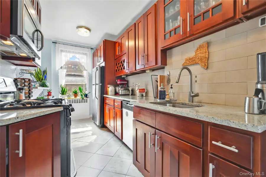 67-35 Yellowstone Boulevard #4P, Forest Hills, NY 11375 - #2