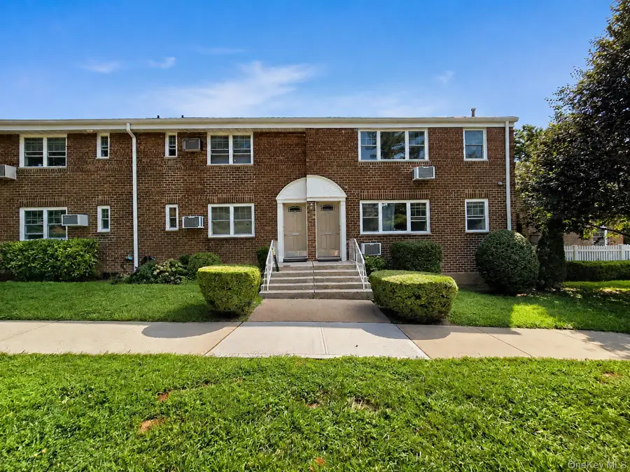 229-28 Kingsbury Avenue #B, Bayside, NY 11364 - #3