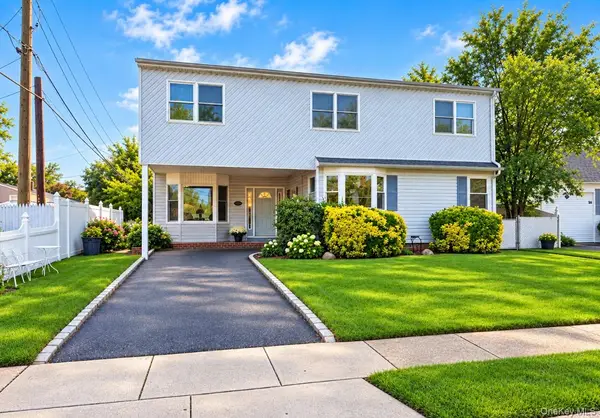 58 Curtis Place, Bethpage, NY 11714