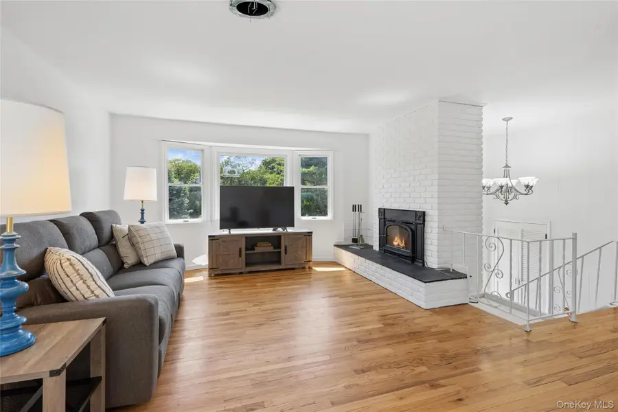 84 N Surfside Avenue, Montauk, NY 11954 - #3