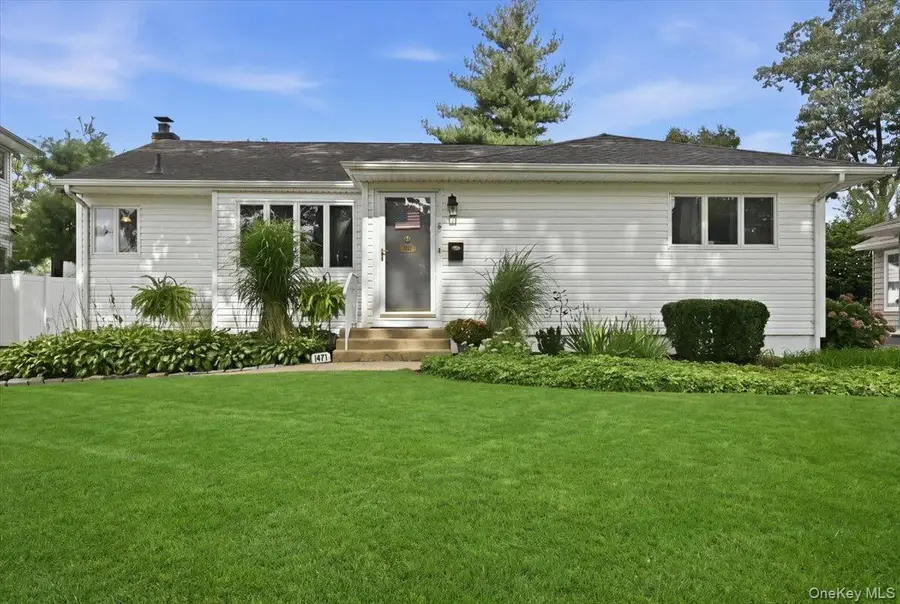 1471 Beech Lane, East Meadow, NY 11554 - #2