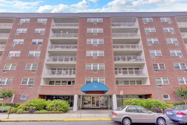 711 Shore Road #1N, Long Beach, NY 11561