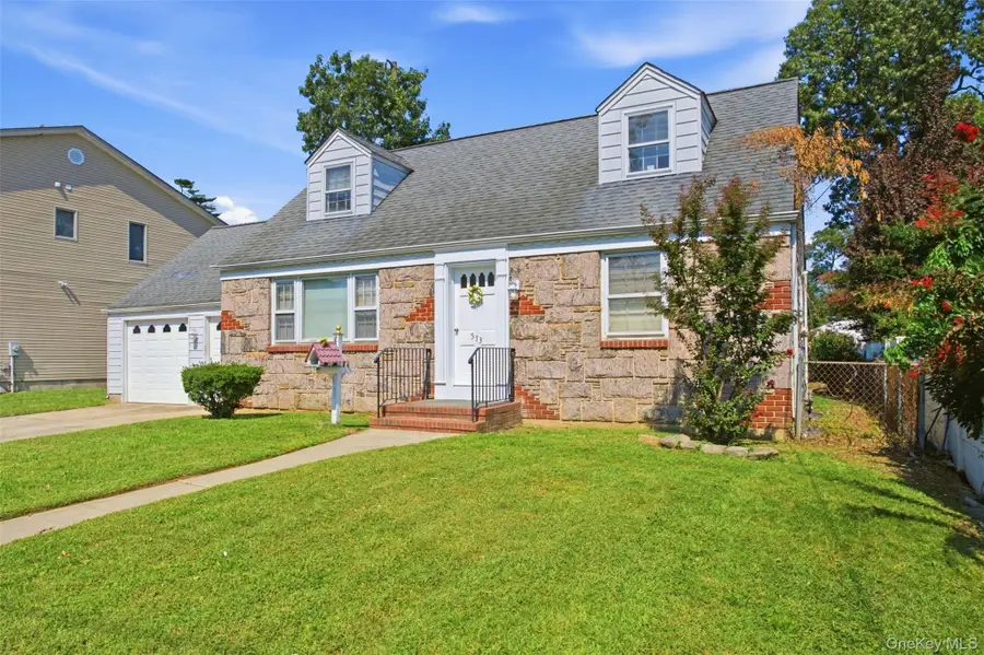 573 Grove Place, Oceanside, NY 11572 - #2
