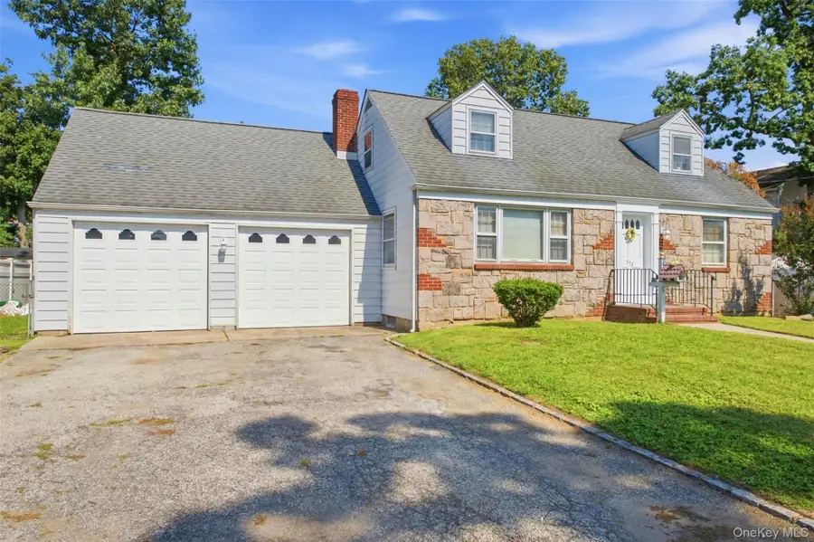 573 Grove Place, Oceanside, NY 11572 - #3