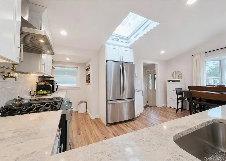 21 Duane Drive, Ronkonkoma, NY 11779 - #3