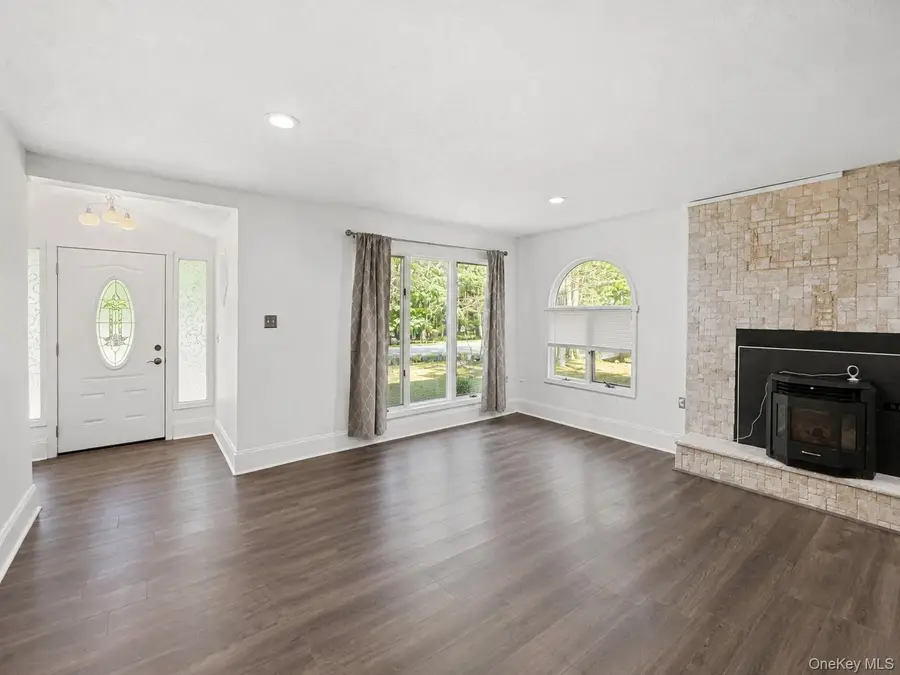 33 Buckingham Circle, Rock Hill, NY 12775 - #2