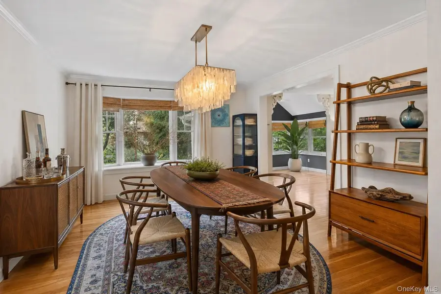 18 Walnut Avenue, Setauket, NY 11733 - #3