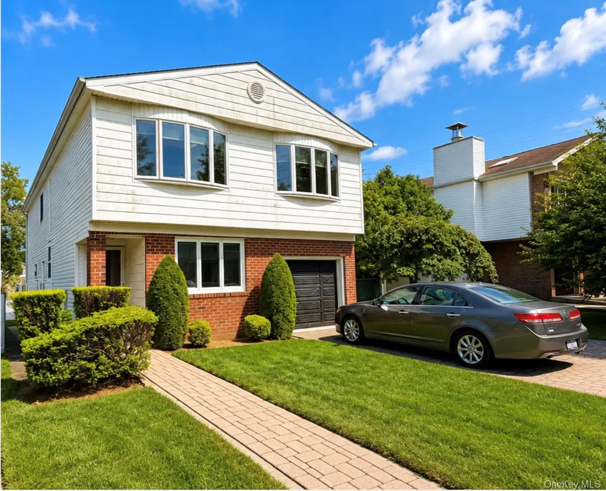 404 Edgegrove Avenue, Staten Island, NY 10312 - #1