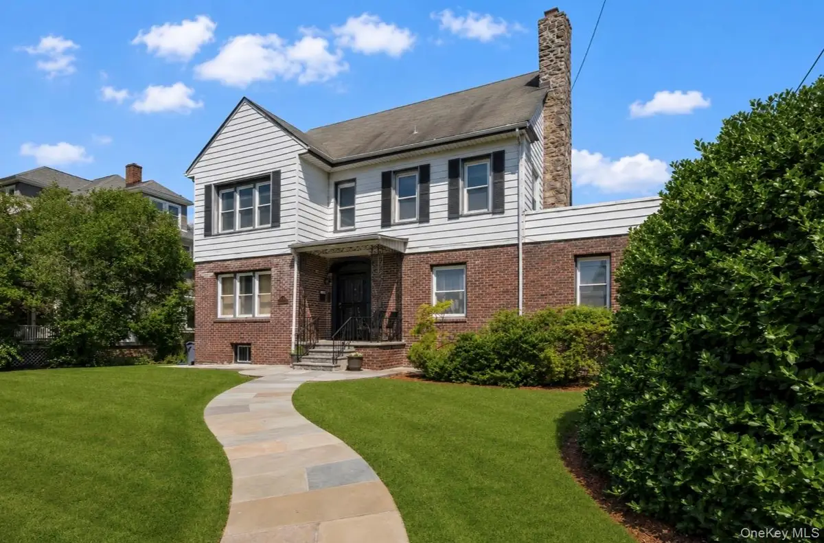 11 Winfield Avenue, Mount Vernon, NY 10552 - #1