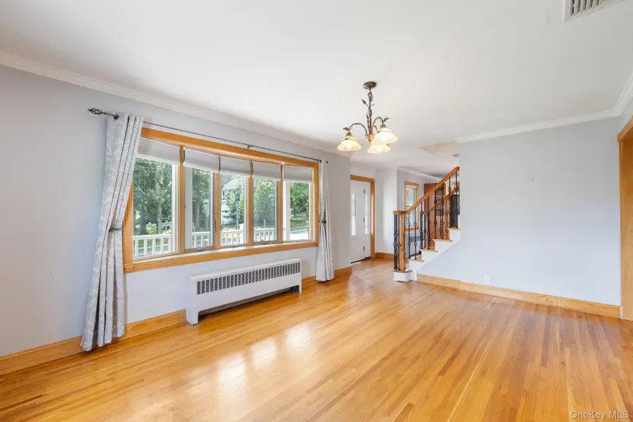 65 W Washington Avenue, Pearl River, NY 10965 - #3