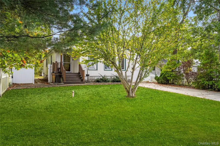 26 Dawn Drive, Shirley, NY 11967 - #3