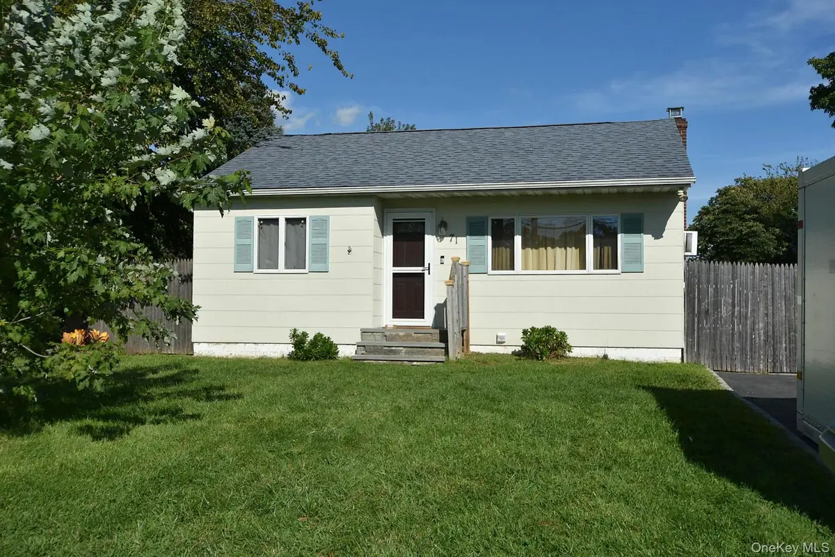 71 John Drive, Farmingville, NY 11738 - #1