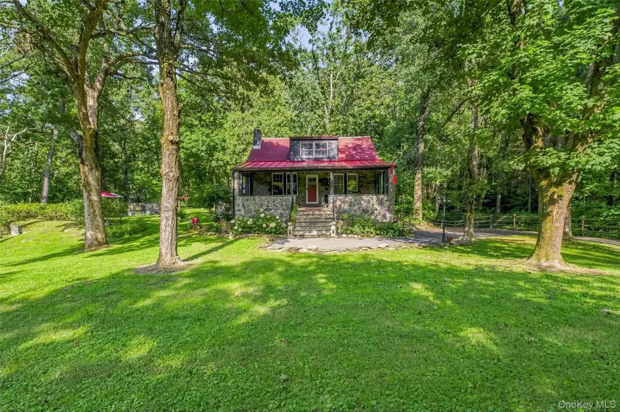 231 Rombout Road, Pleasant Valley, NY 12569 - #3