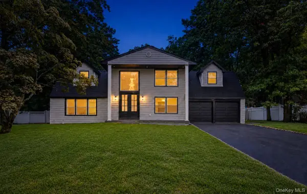 71 Wichard Boulevard, Commack, NY 11725