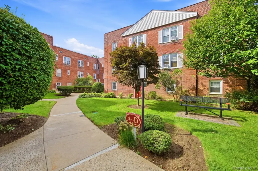 200 N Village Avenue #D7, Rockville Centre, NY 11570 - #2