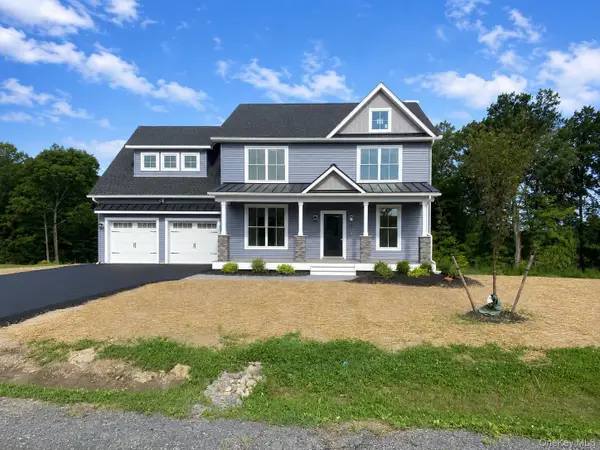71 Lotus Drive, Slate Hill, NY 10973